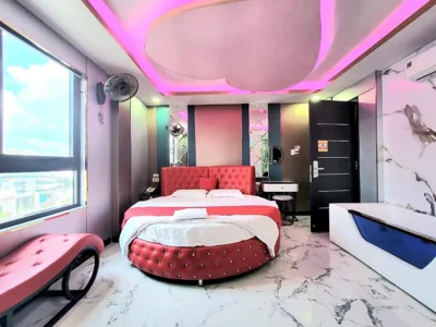 Suite — T&T Hotel